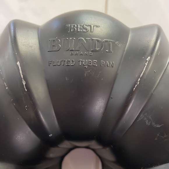 Nordic Ware Bundt Fluted Tube Pan 10 inch vintage - Picture 4 of 9